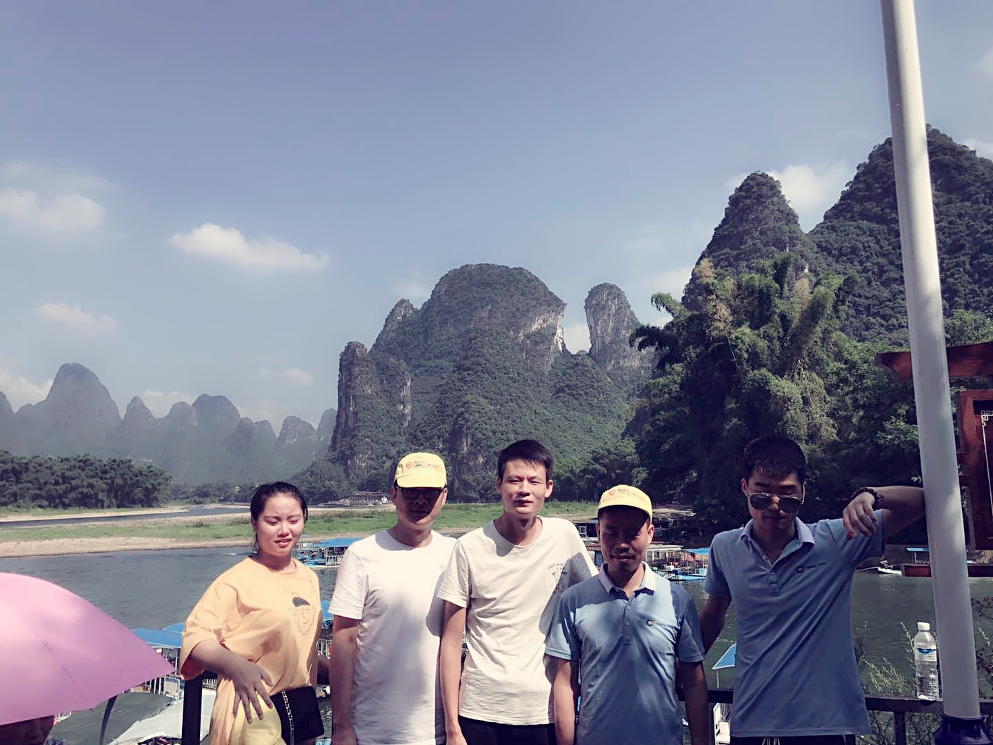 永纮科技深圳分公司暢游桂林山水